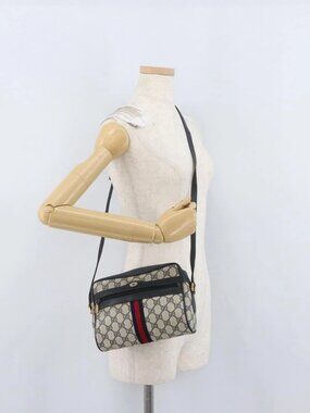 GUCCI GG Supreme Sherry Line Shoulder Bag PVC Navy Gold 120 02 004 Auth mr2064